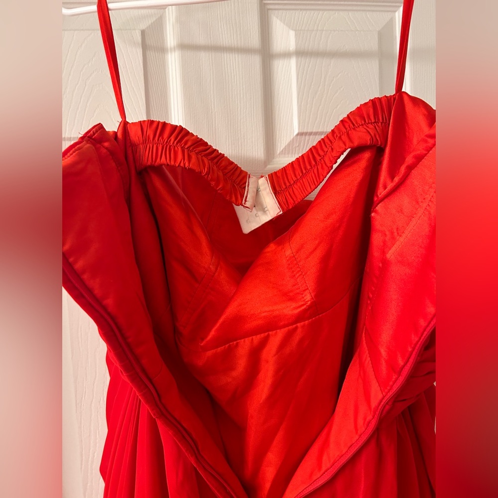 Strapless dress